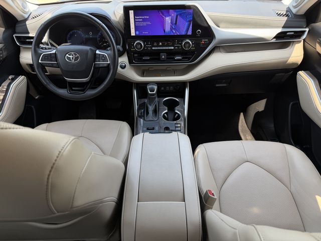 2024 Toyota Highlander Platinum - Photo 11