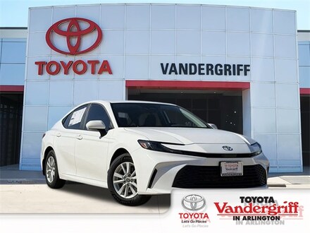 2026 Toyota Camry LE Sedan