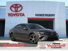Used 2020 Toyota Camry SE Sedan Arlington