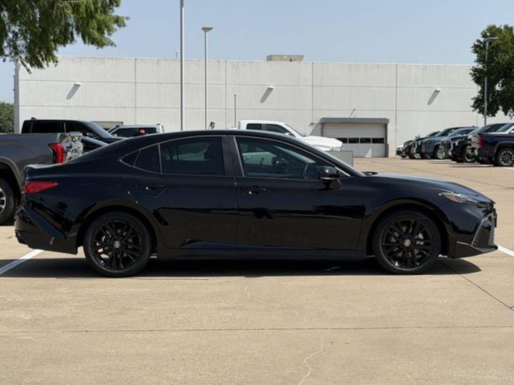 Used 2026 Toyota Camry SE Sedan