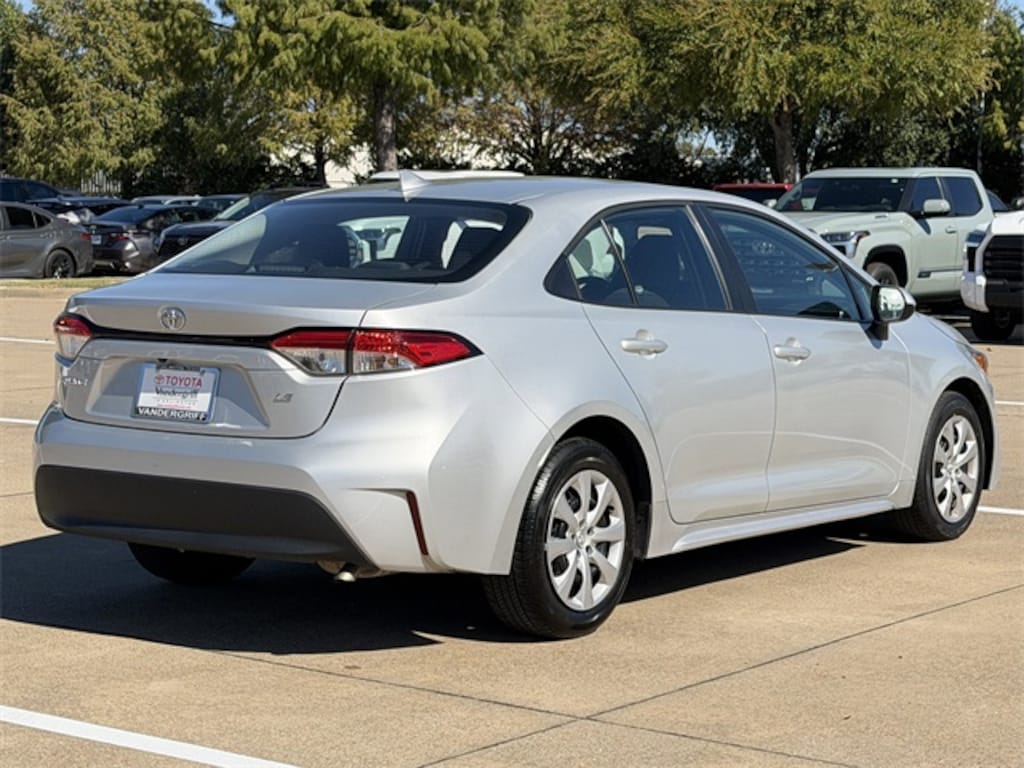 Certified 2024 Toyota Corolla LE Sedan