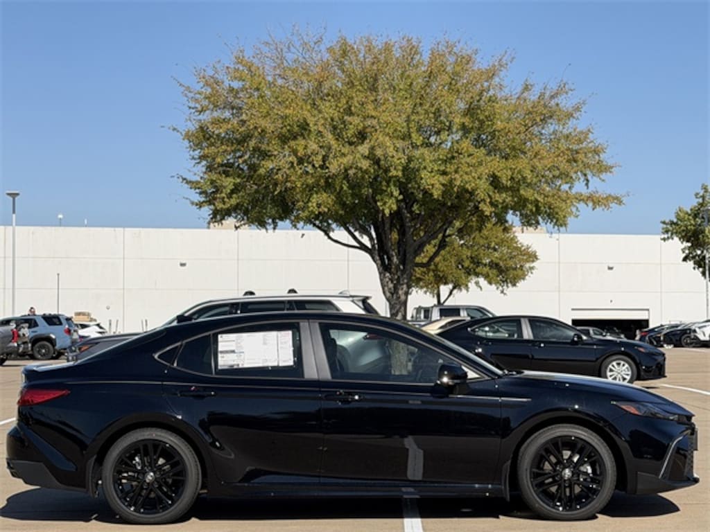 New 2026 Toyota Camry SE Sedan