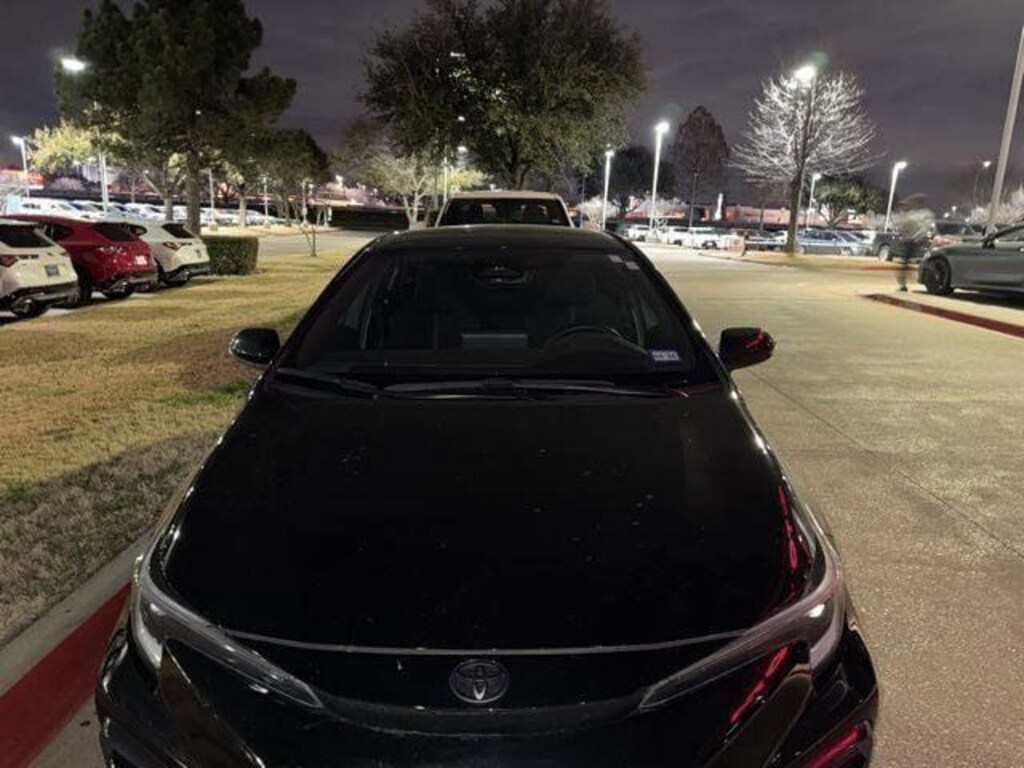 Used 2024 Toyota Corolla SE Sedan