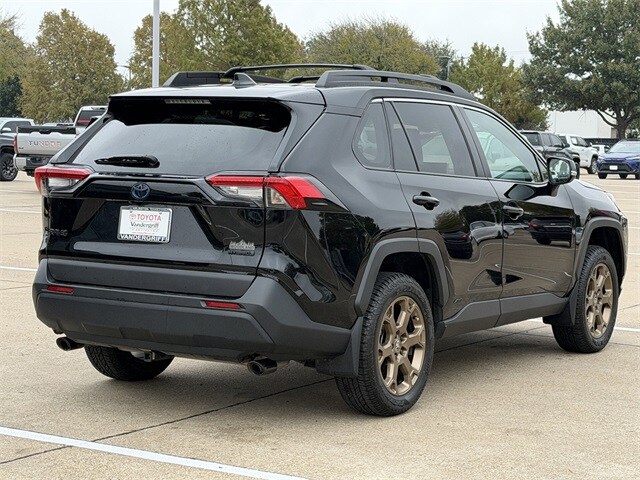 2024 Toyota RAV4 Hybrid photo 3