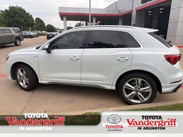 2020 Audi Q3 45 TFSI S Line Premium quattro's photo