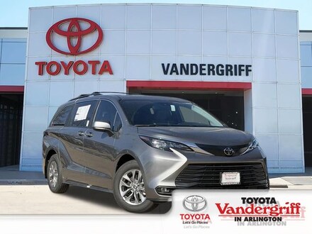 2026 Toyota Sienna XLE 7 Passenger Van Passenger Van