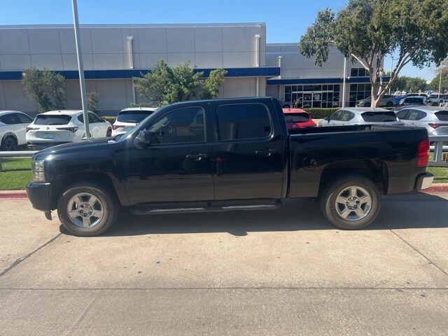2011 Chevrolet Silverado 1500 LTZ photo 2