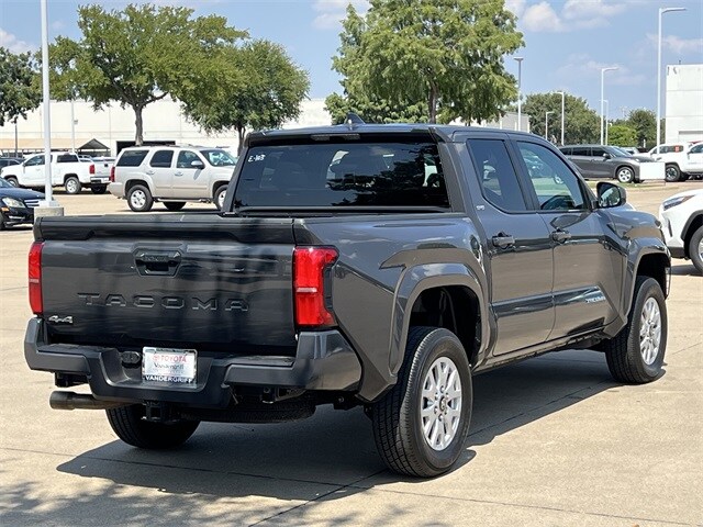 2025 Toyota Tacoma SR5 photo 4