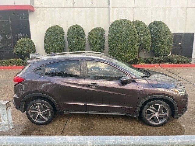2022 Honda HR-V EX-L photo 2