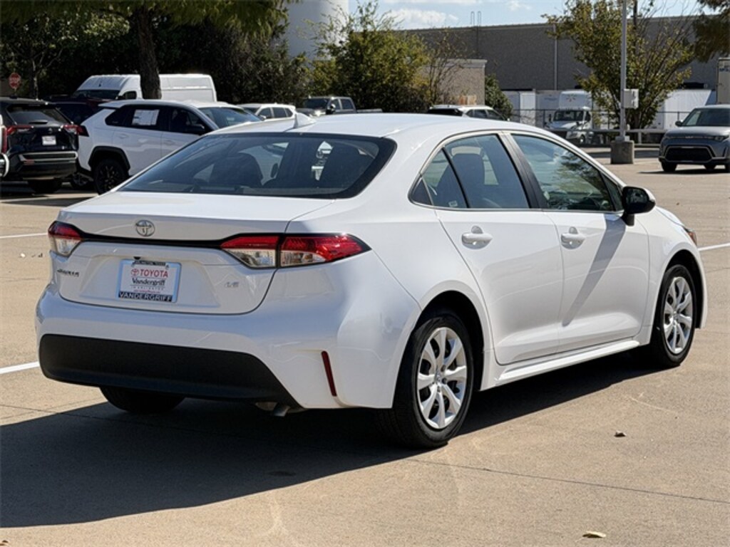 Certified 2025 Toyota Corolla LE Sedan