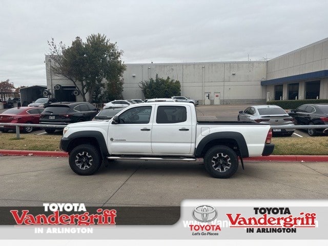 2015 Toyota Tacoma PreRunner's photo