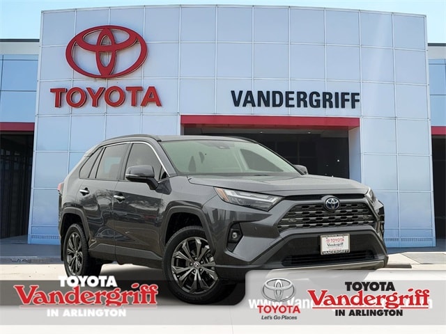 2024 Toyota RAV4 Limited's photo
