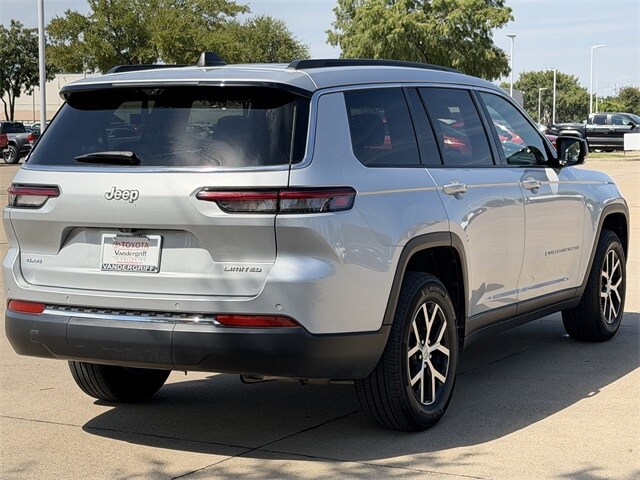 2024 Jeep Grand Cherokee Limited photo 4