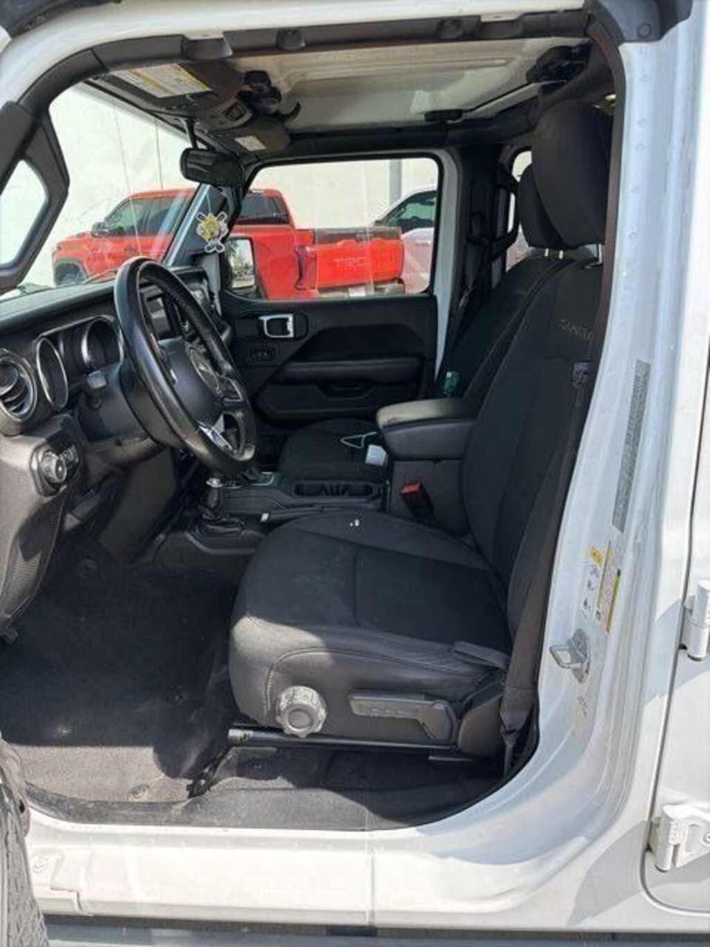 Used 2020 Jeep Wrangler Unlimited Sahara SUV