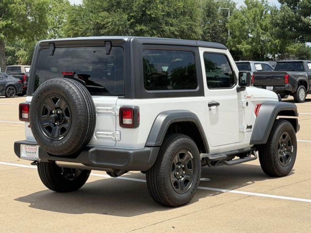 Used 2025 Jeep Wrangler Sport SUV