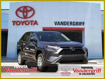 2025 Toyota RAV4 LE SUV