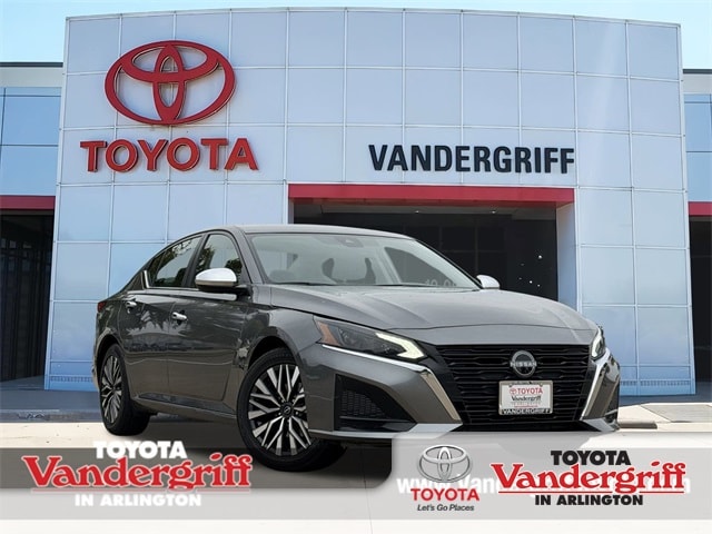 2024 Nissan Altima SV