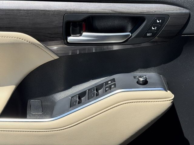 2024 Toyota Highlander Platinum - Photo 25