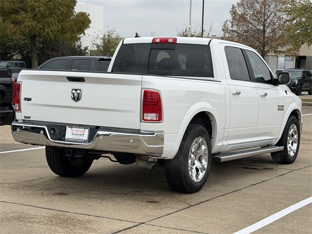 2017 Ram 1500 Laramie photo 4