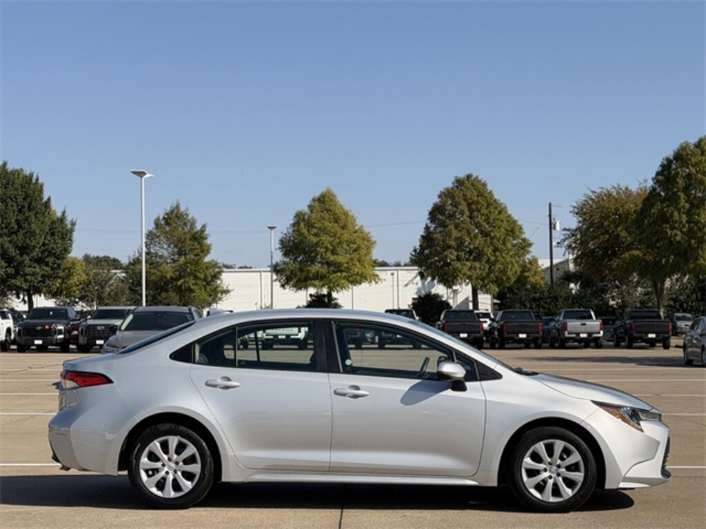 Certified 2024 Toyota Corolla LE Sedan