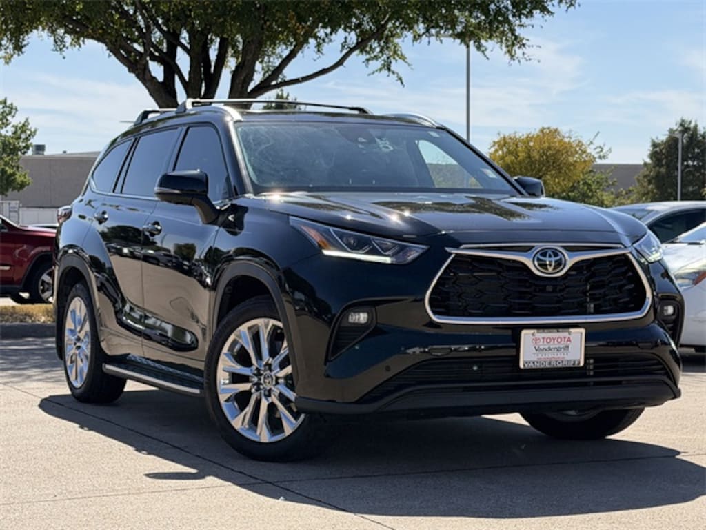 Certified 2025 Toyota Highlander Limited SUV