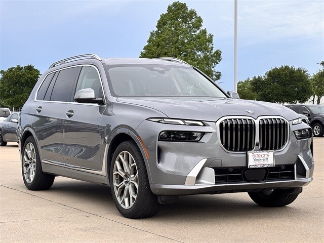 Used 2023 BMW X7 40i with VIN 5UX23EM05P9R07211 for sale in Arlington, TX