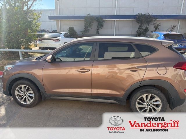 2016 Hyundai Tucson SE