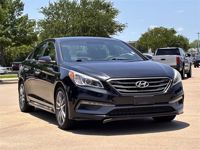 Used 2015 Hyundai Sonata Sport with VIN 5NPE34AB1FH220280 for sale in Arlington, TX
