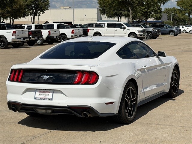 2021 Ford Mustang EcoBoost Premium photo 4