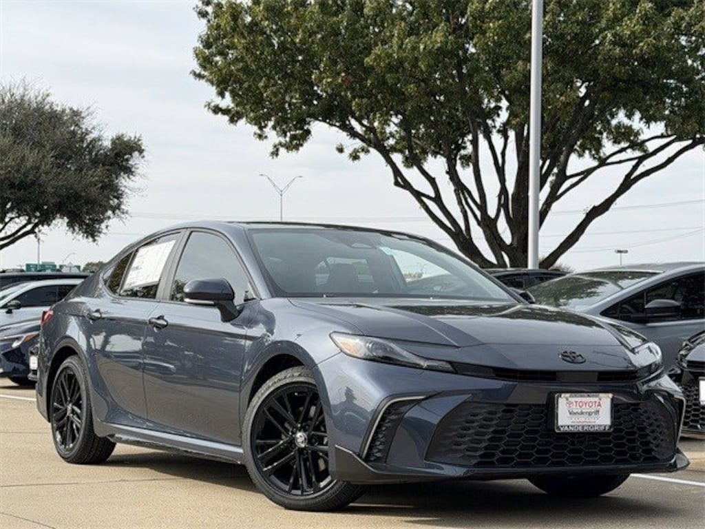 New 2026 Toyota Camry SE Sedan