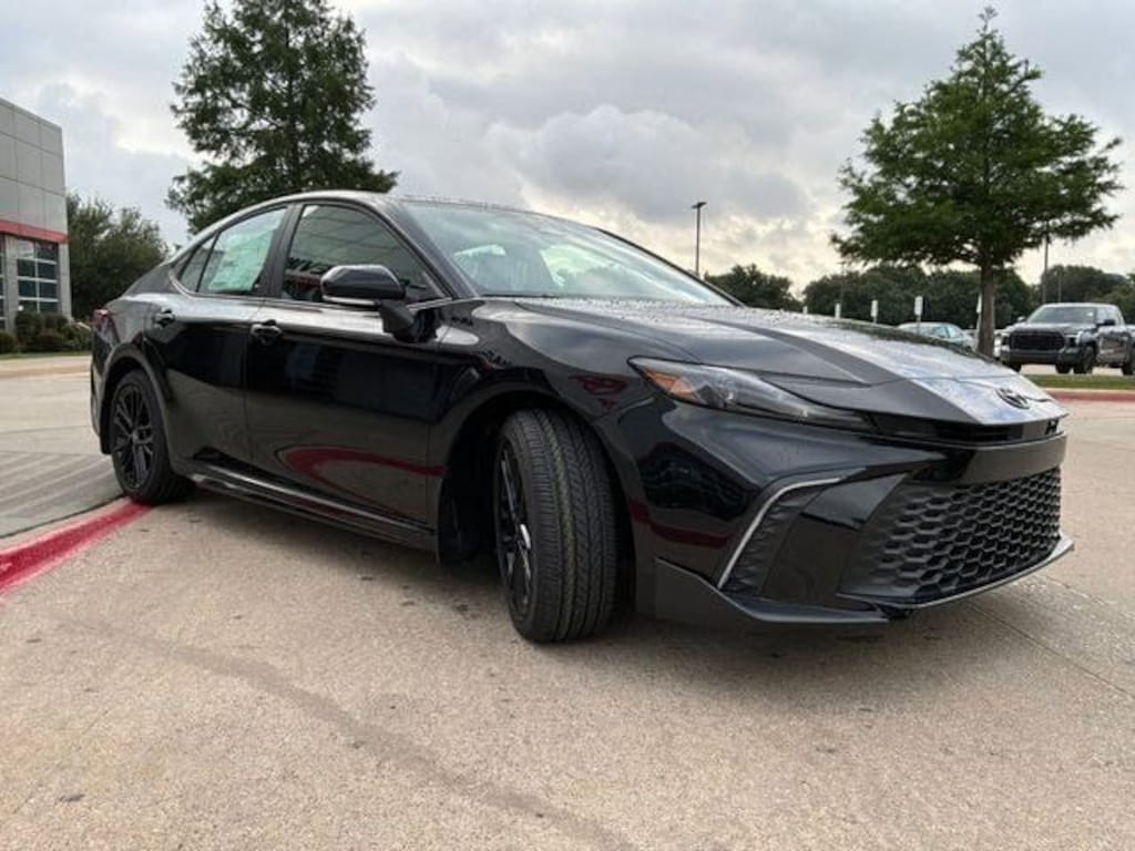 New 2026 Toyota Camry SE Sedan