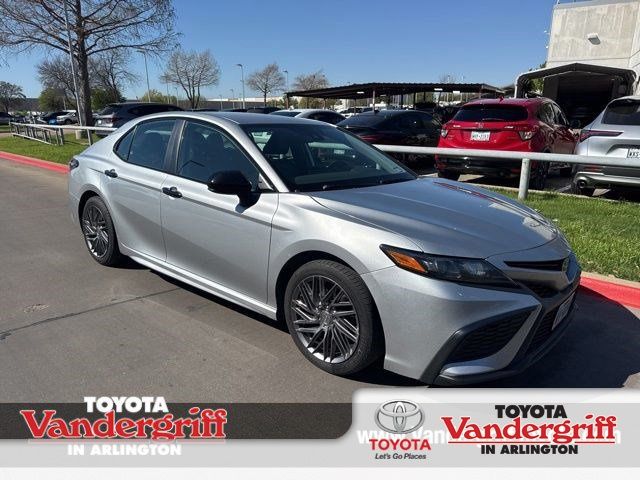 2021 Toyota Camry SE Nightshade