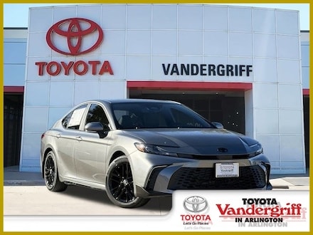 2026 Toyota Camry SE Sedan