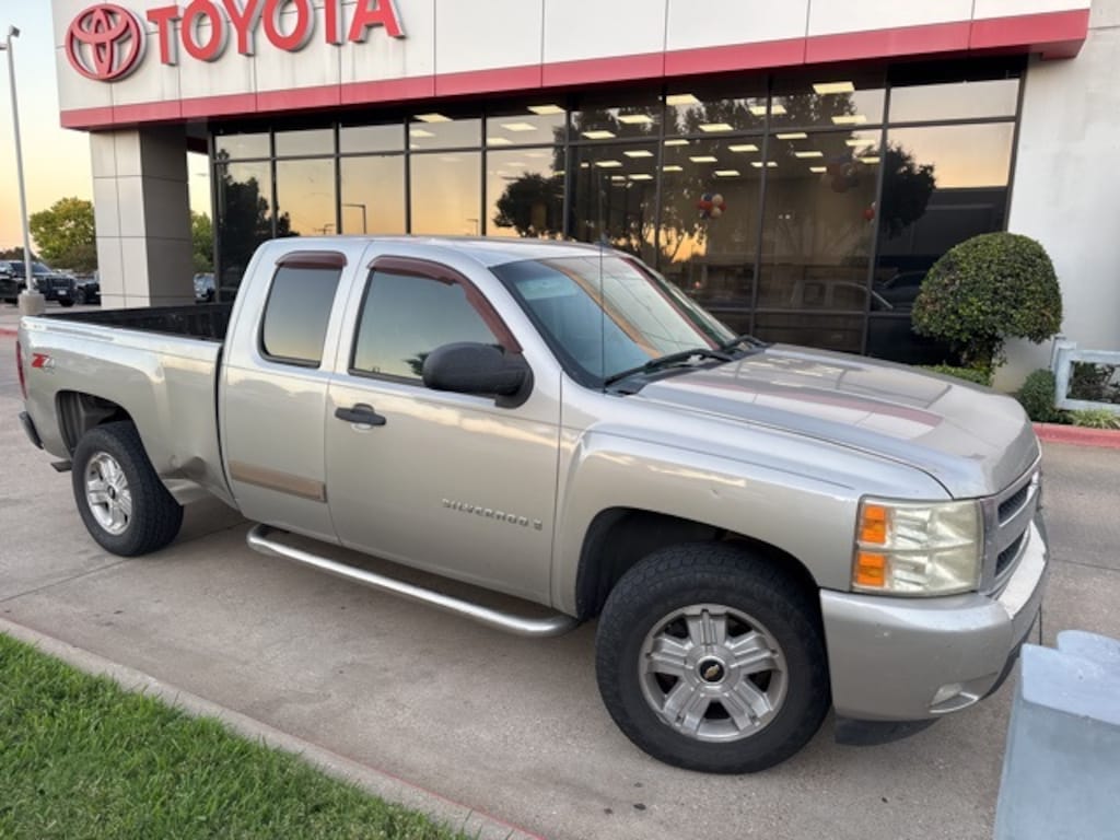 Used 2007 Chevrolet Silverado 1500 Work Truck Truck Extended Cab