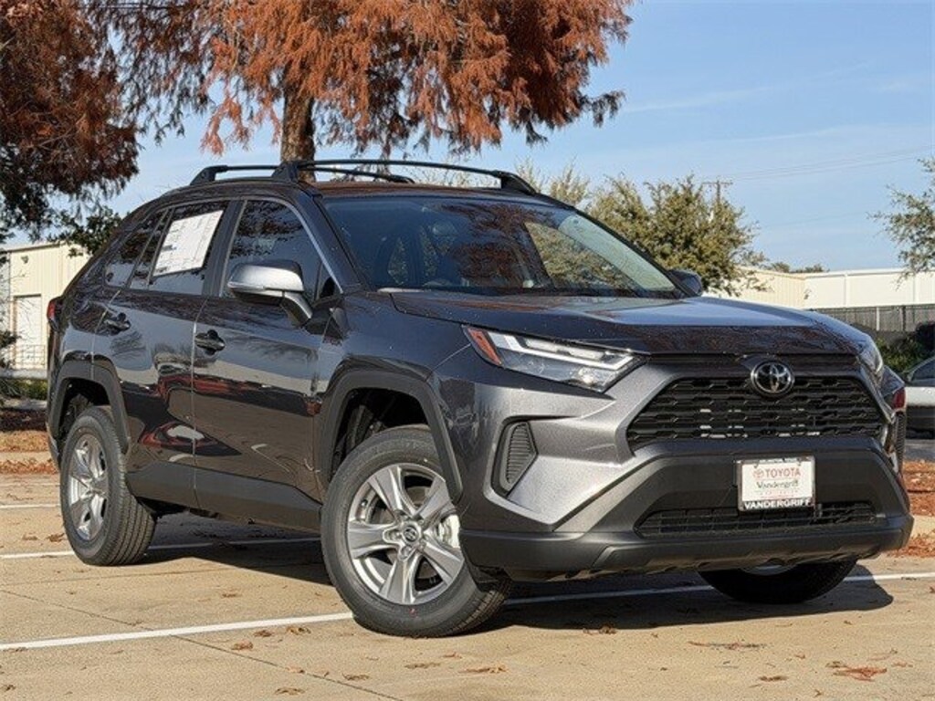 New 2025 Toyota RAV4 XLE SUV