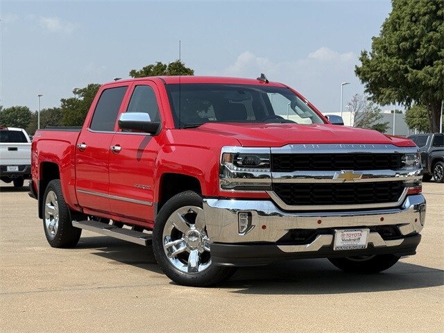 2017 Chevrolet Silverado 1500 LTZ photo 2