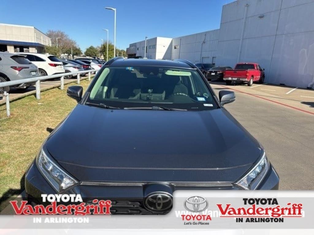 Used 2019 Toyota RAV4 XLE SUV