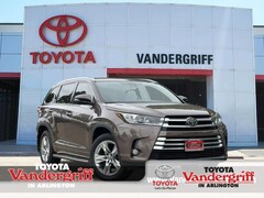 Used 2017 Toyota Highlander Limited SUV Arlington