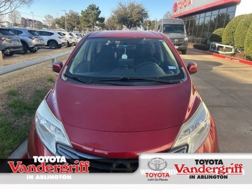 Used 2014 Nissan Versa Note SV Hatchback