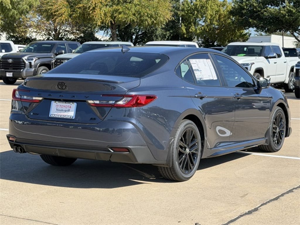 New 2026 Toyota Camry SE Sedan