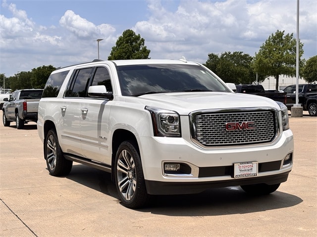 Used 2017 GMC Yukon XL Denali with VIN 1GKS2HKJ7HR357744 for sale in Arlington, TX
