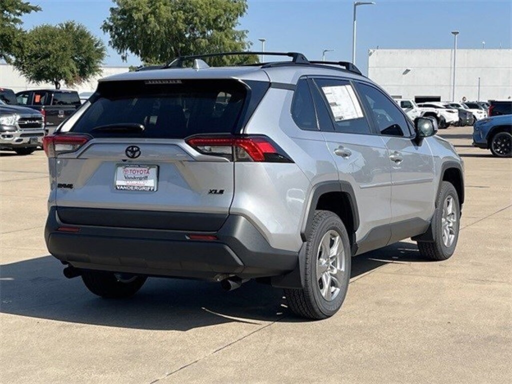 New 2025 Toyota RAV4 XLE SUV