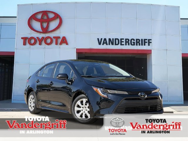 Used 2025 Toyota Corolla LE Sedan