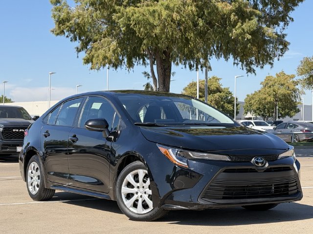 Used 2025 Toyota Corolla LE Sedan