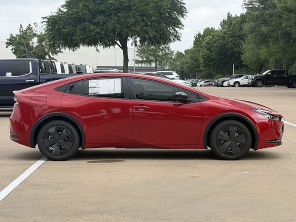 New 2026 Toyota Prius Plug-In Hybrid SE Hatchback