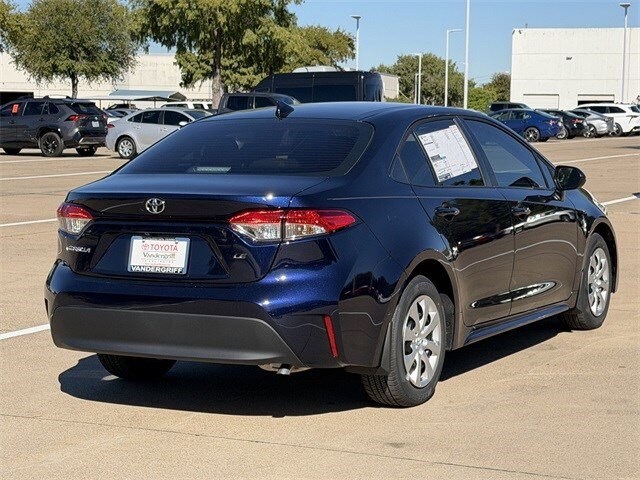 2026 Toyota Corolla LE photo 3