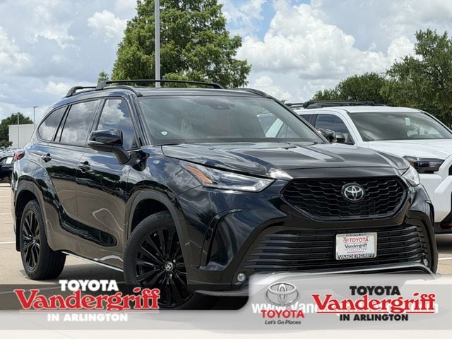 2023 Toyota Highlander SUV 