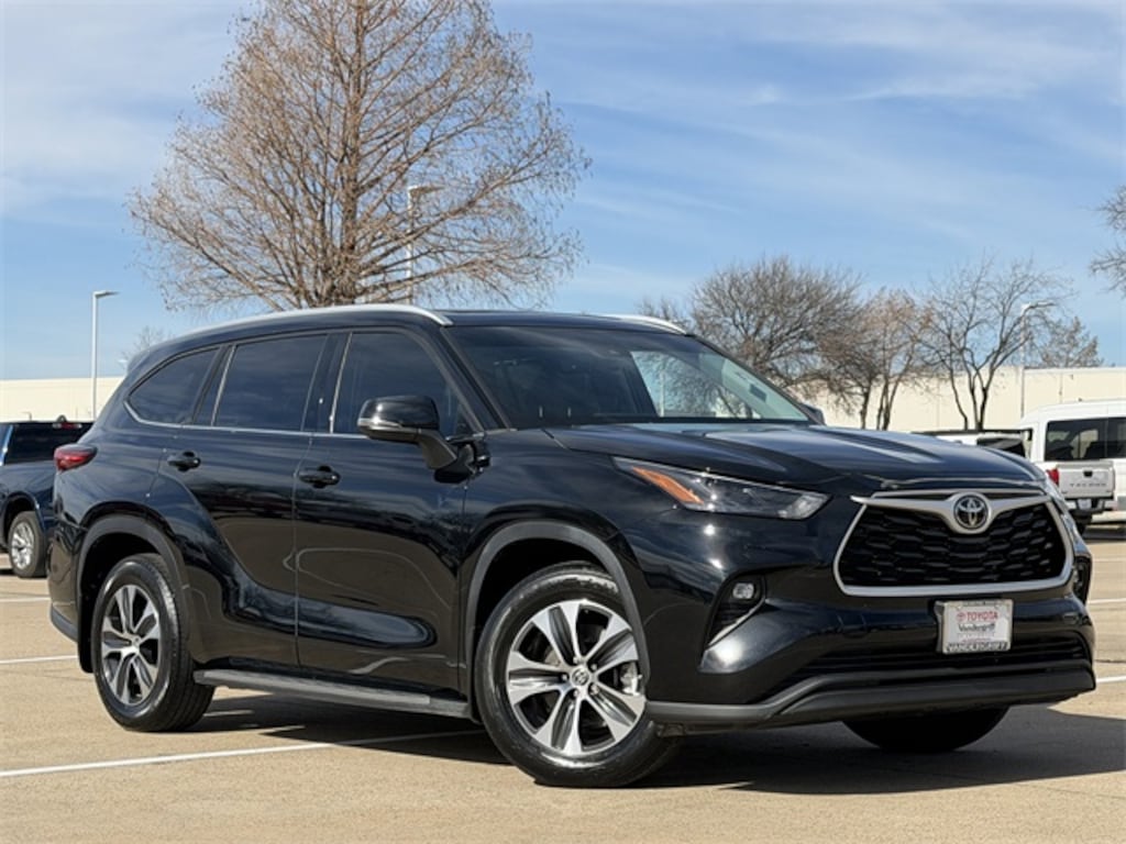 Certified 2022 Toyota Highlander XLE SUV