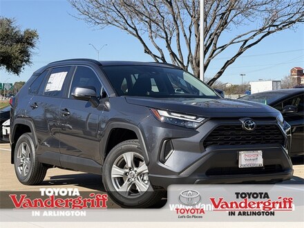 2025 Toyota RAV4 XLE SUV