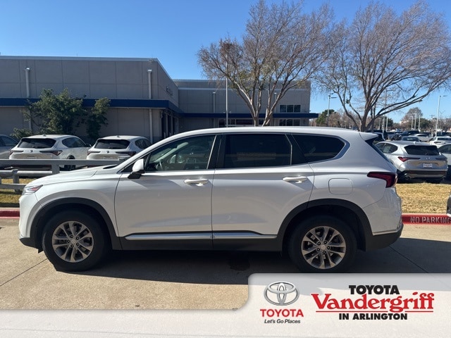 2019 Hyundai Santa Fe SE